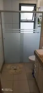 Película protetora para box de banheiro
